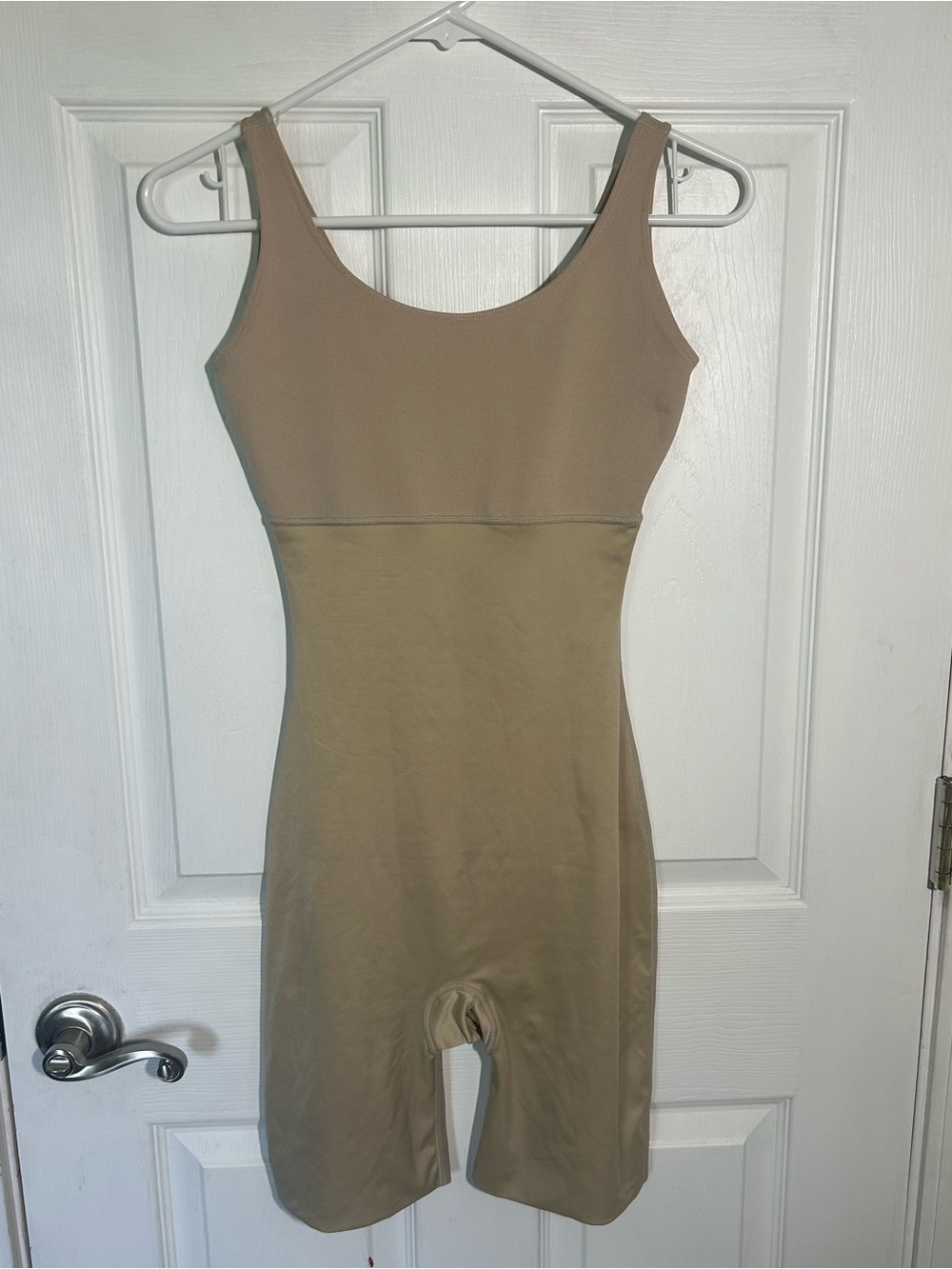 Spanx By Sara Blakely Mid-Thigh Bodysuit Beige Nude Color Size Medium Shapewear